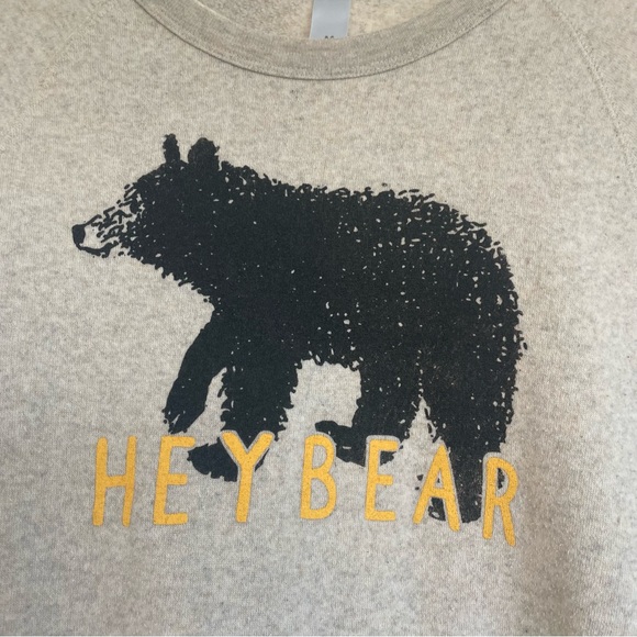Hey Bear Graphic Cropped Oatmeal Heather Sweatshirt Size Medium - Picture 2 of 3